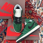 ナイキジョーダン1 カップル用毛サンダルスーパーコピー